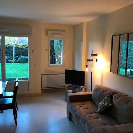 Appartement Cosy avec jardinA deux pas de la Mer Deauville Extérieur photo