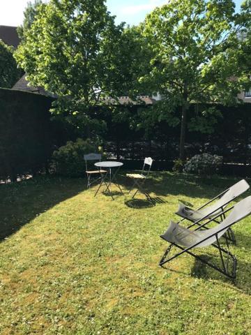 Appartement Cosy avec jardinA deux pas de la Mer Deauville Extérieur photo